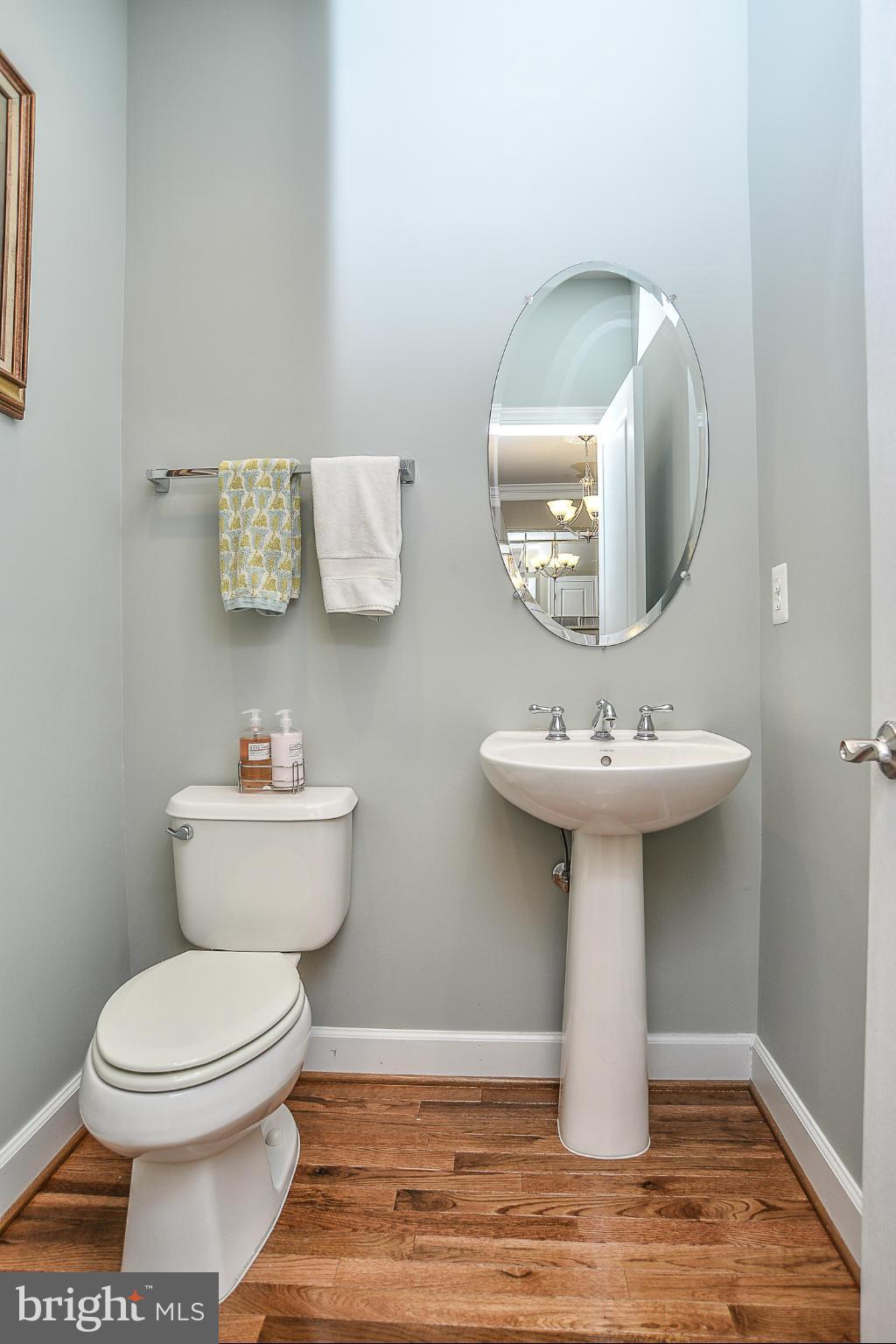 SHIRLINGTON CREST - Residential