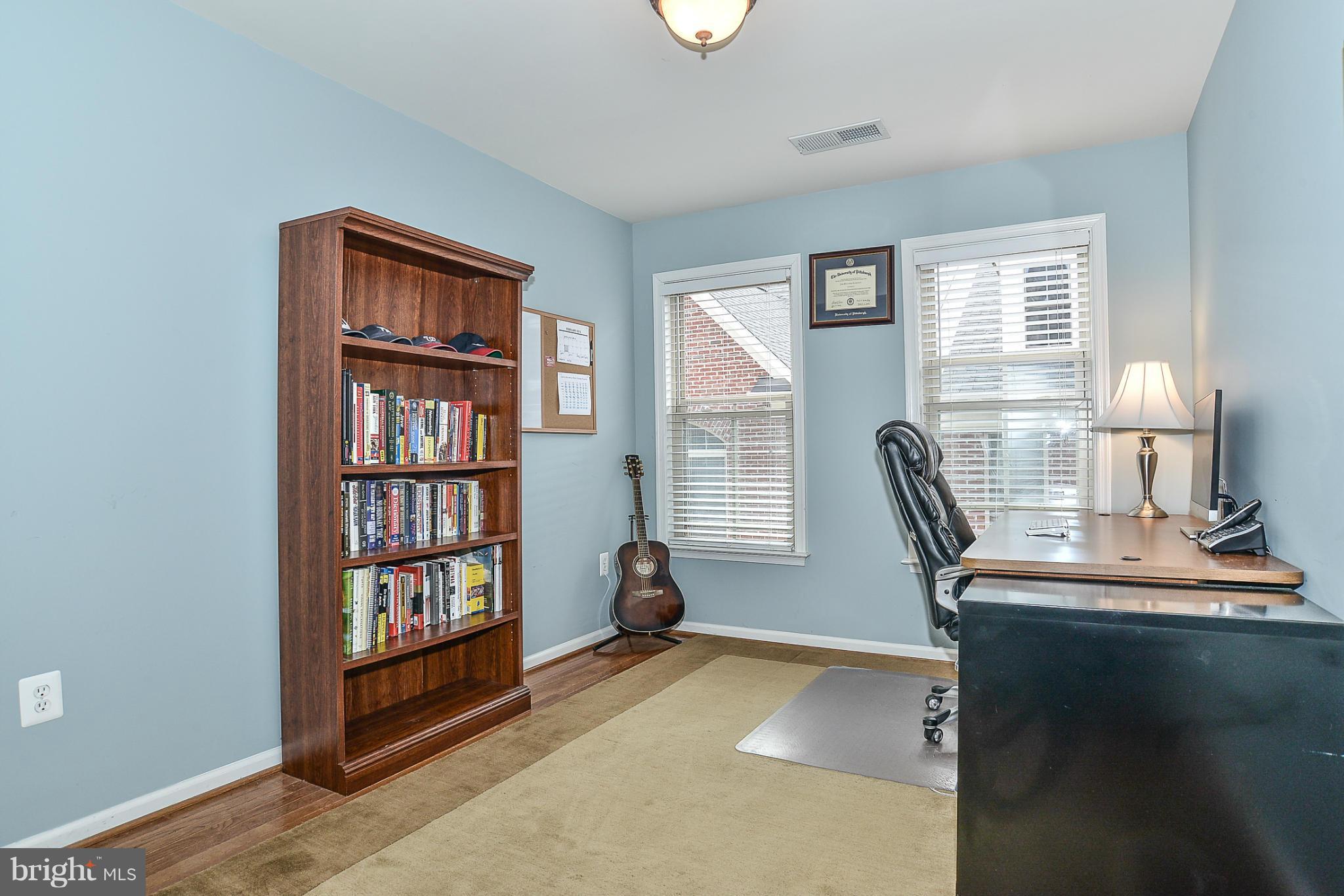 SHIRLINGTON CREST - Residential
