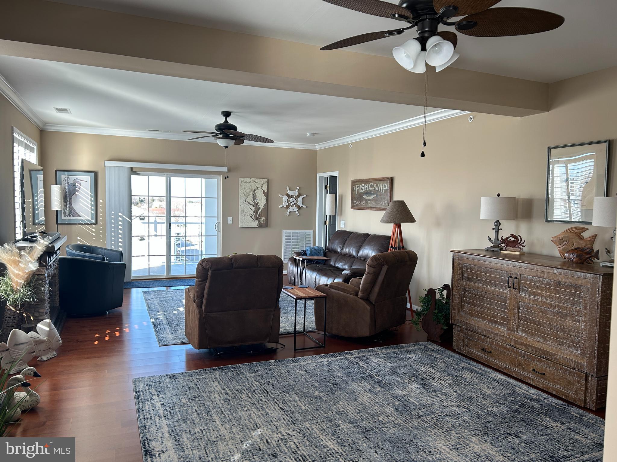 DEEP HARBOR - Residential