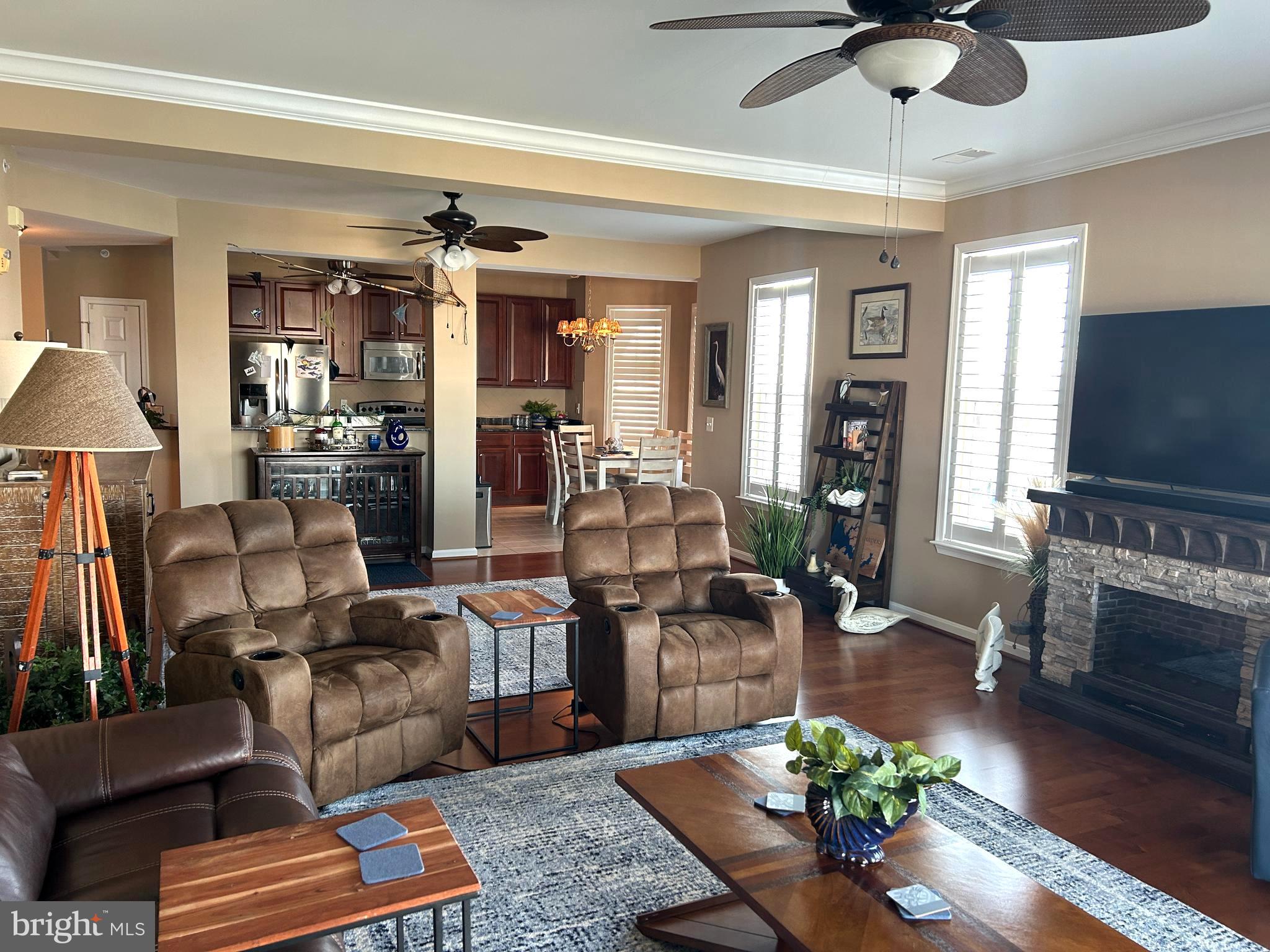 DEEP HARBOR - Residential