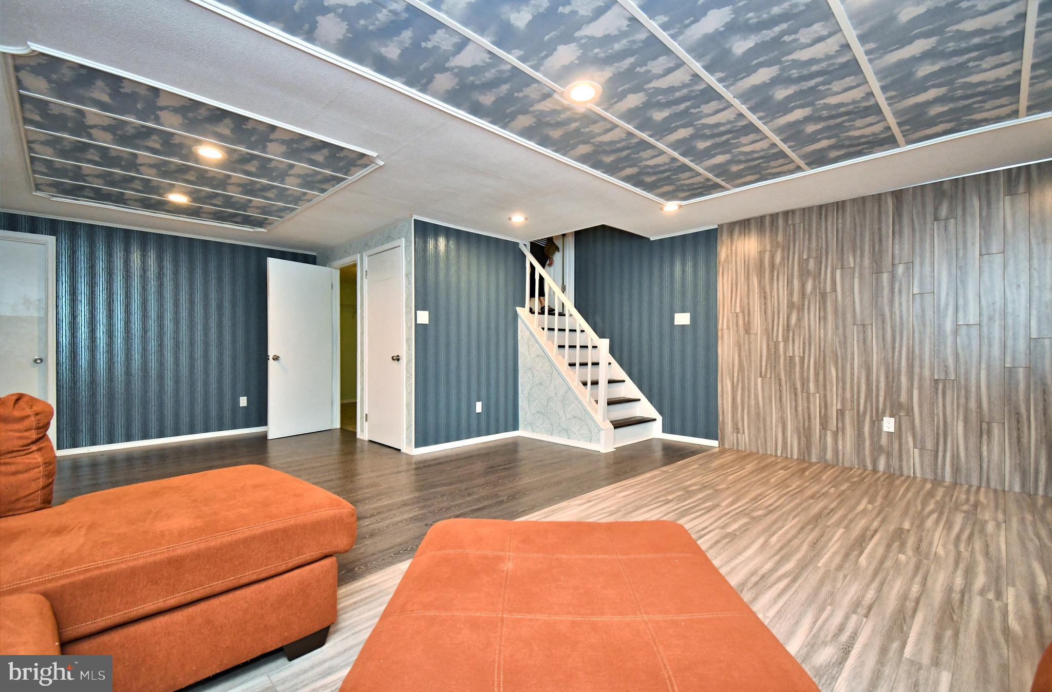 TAPESTRY - Residential