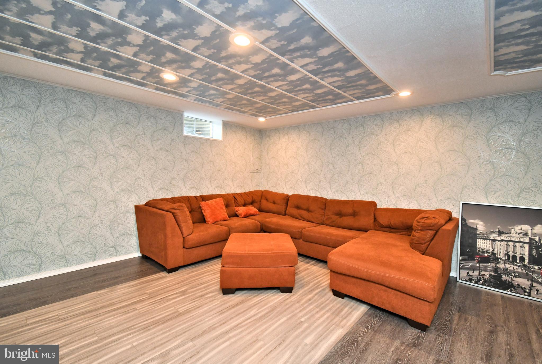 TAPESTRY - Residential