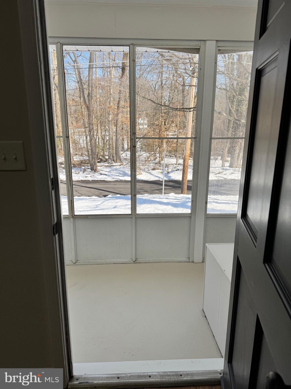 SILVER LAKE - Residential