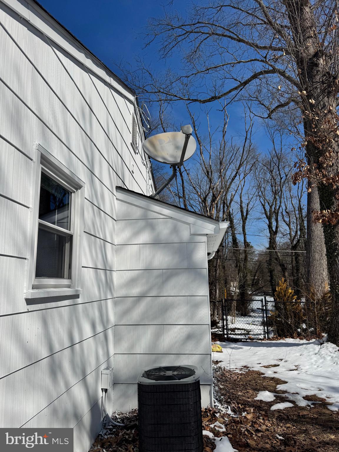 SILVER LAKE - Residential