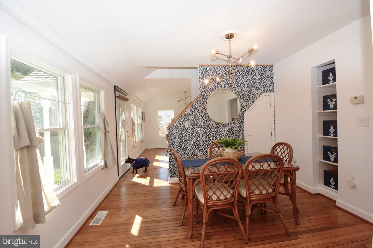 BELLEVUE - Residential Lease