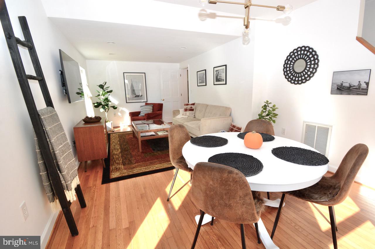 BELLEVUE - Residential Lease