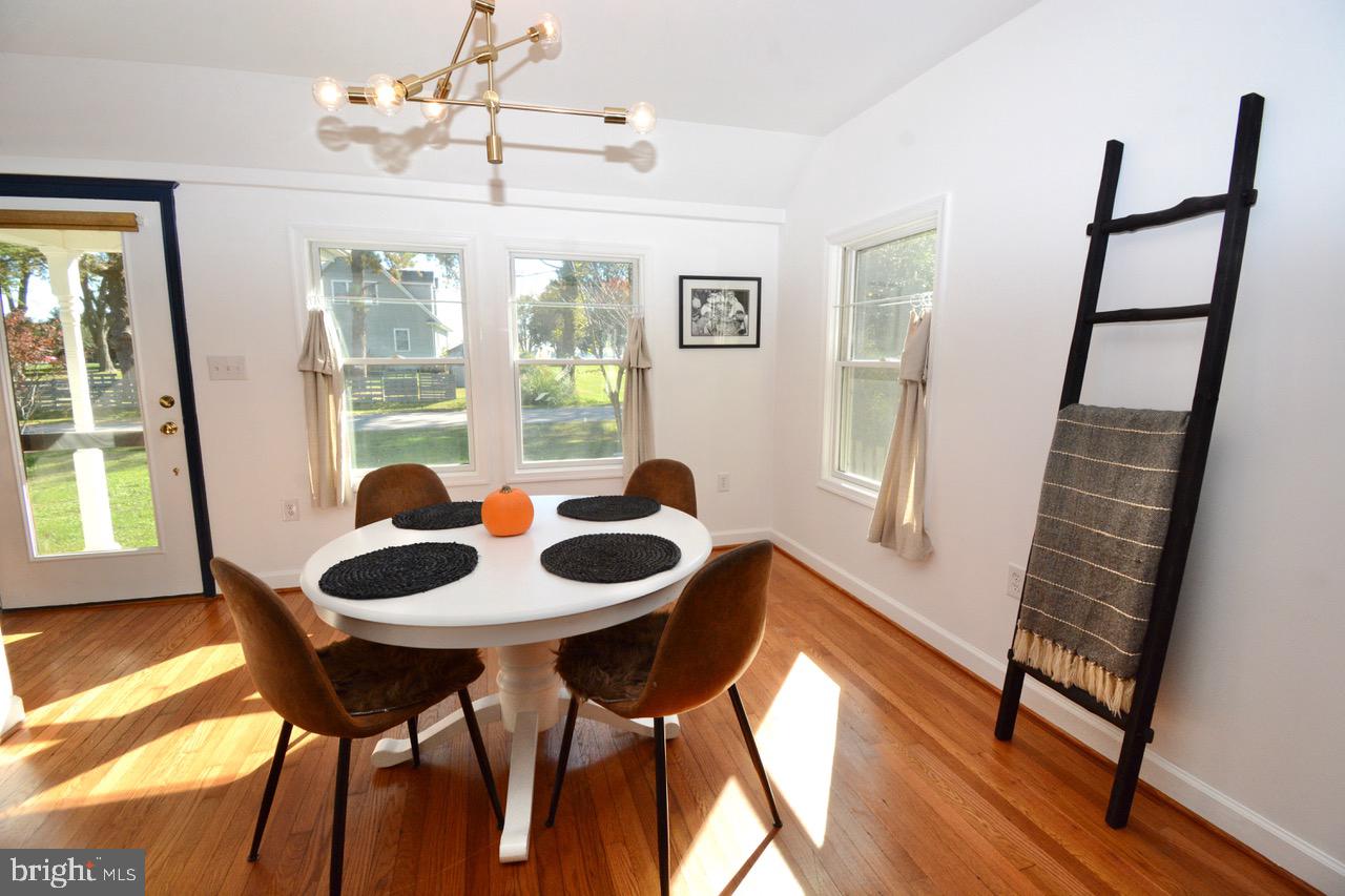 BELLEVUE - Residential Lease