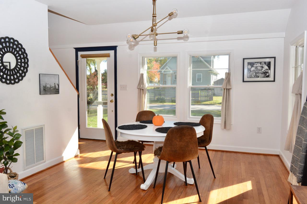 BELLEVUE - Residential Lease