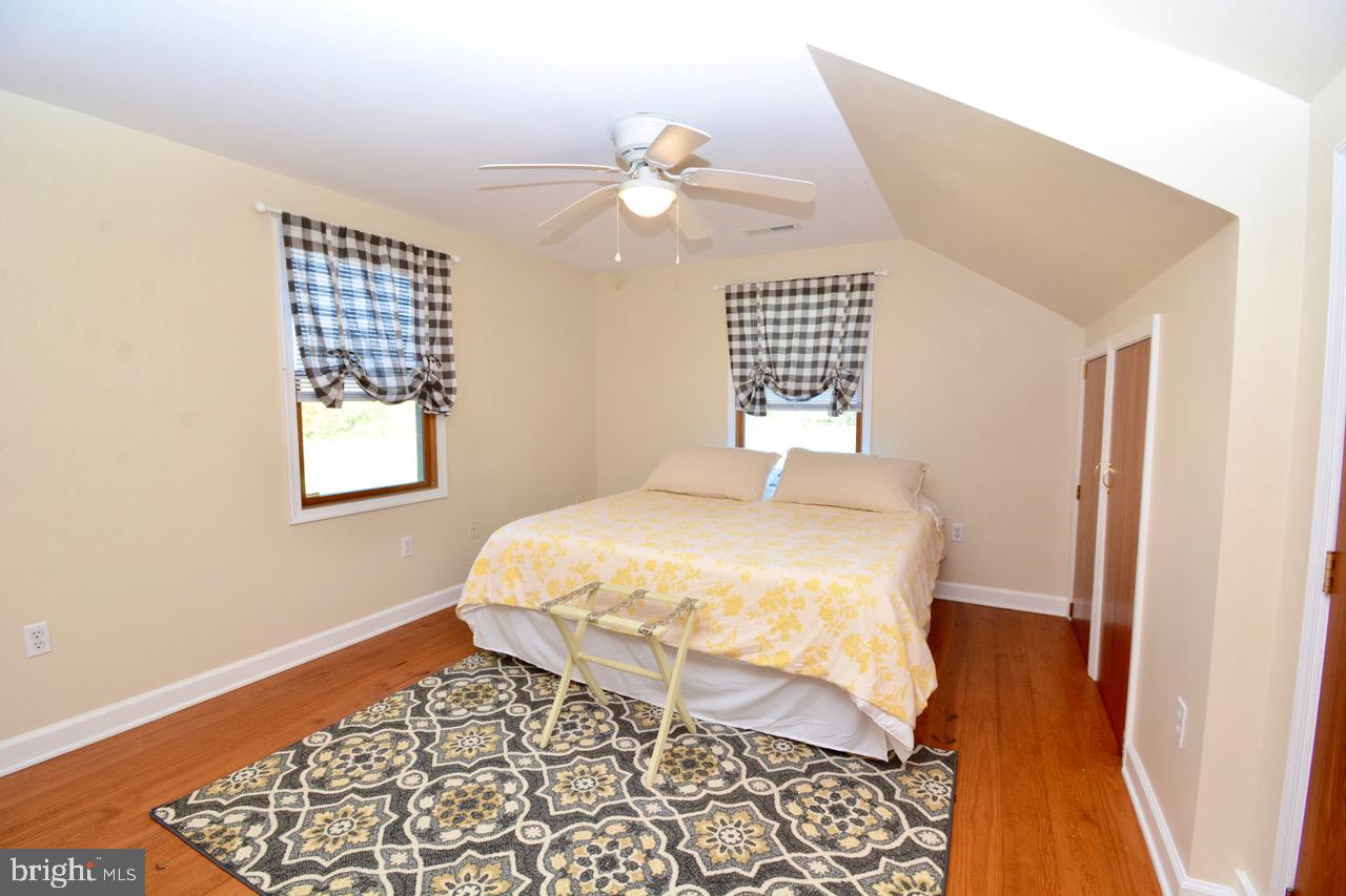 BELLEVUE - Residential Lease