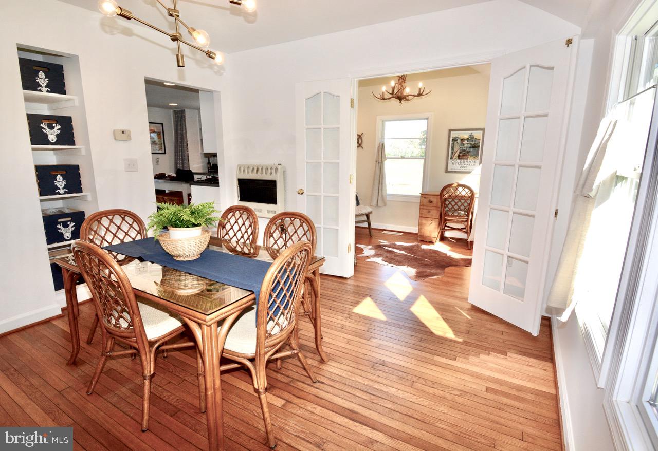 BELLEVUE - Residential Lease