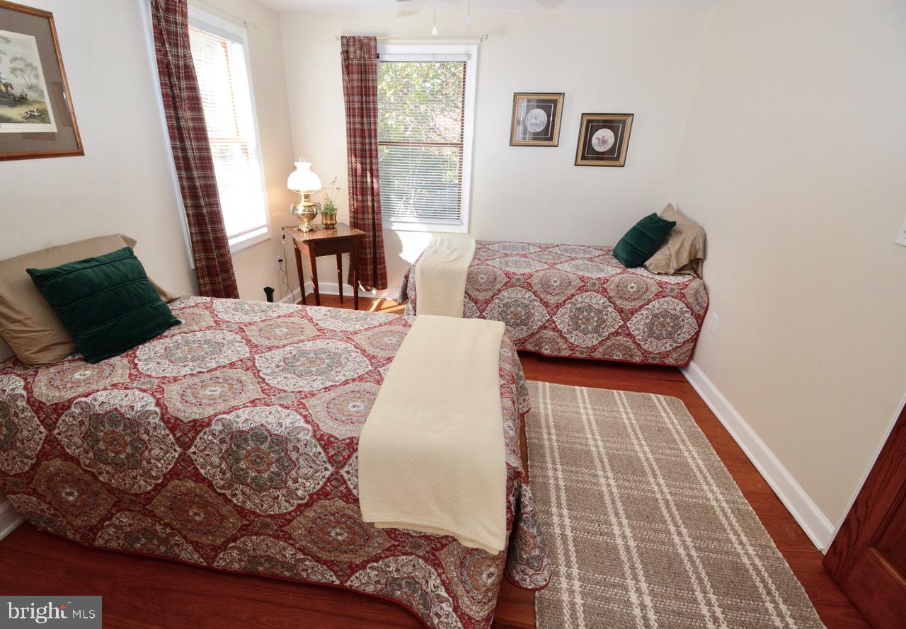 BELLEVUE - Residential Lease