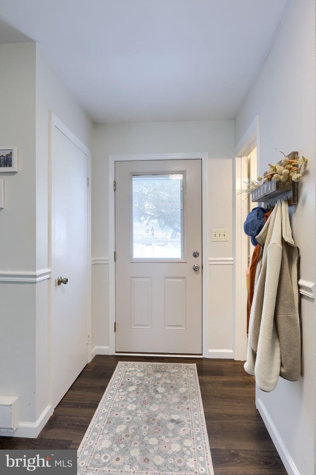 10 LAKEVIEW PLACE