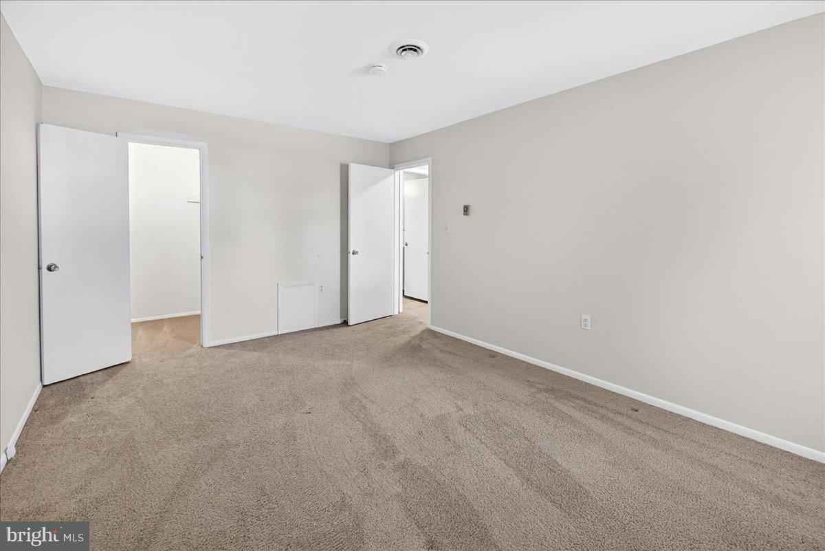 CRESTWOOD VILLAGE - Residential