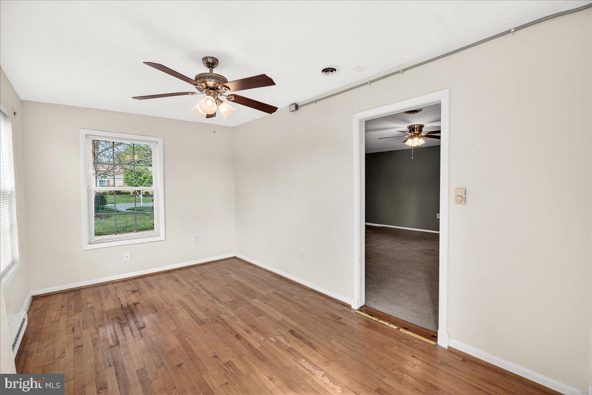 CRESTWOOD VILLAGE - Residential