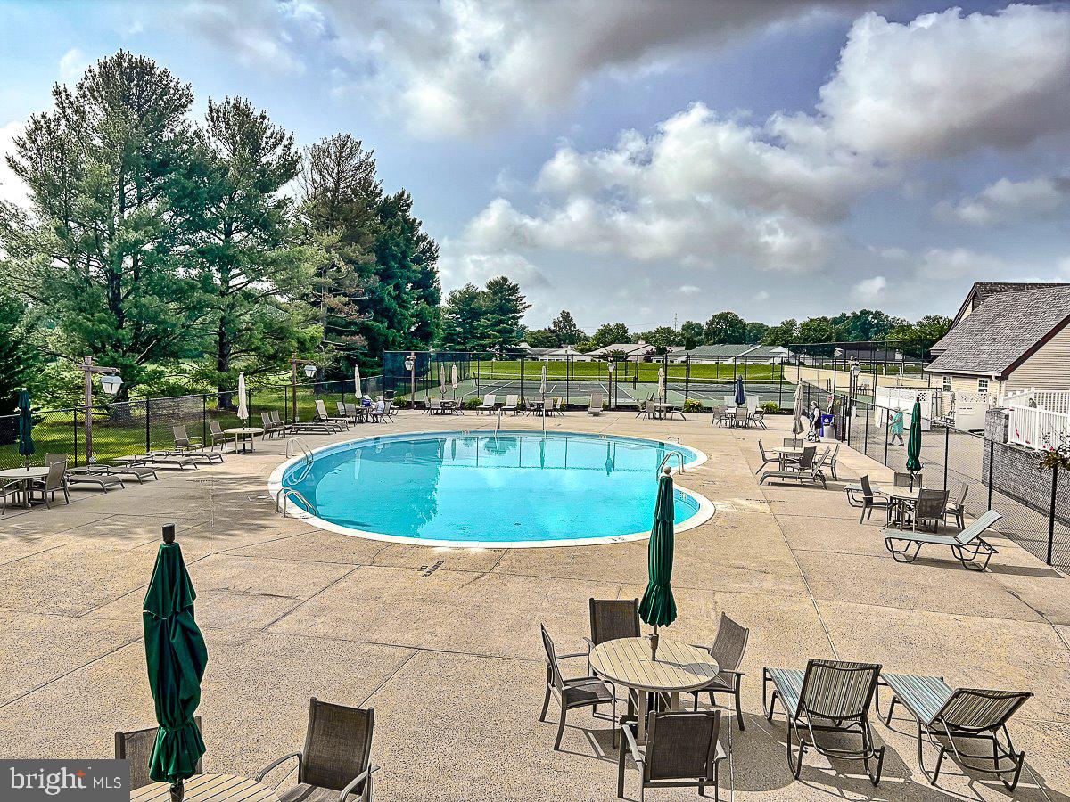 CRESTWOOD VILLAGE - Residential