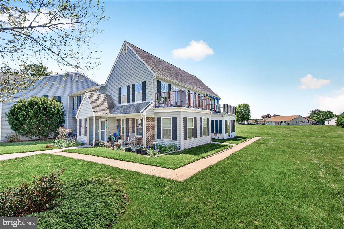 CRESTWOOD VILLAGE - Residential
