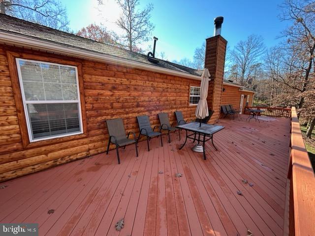 LITTLE MOUNTAIN ESTATES - Residential