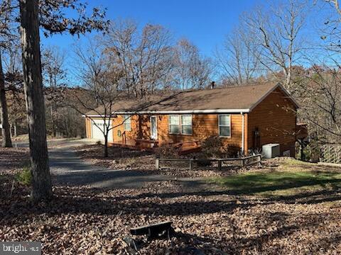 LITTLE MOUNTAIN ESTATES - Residential