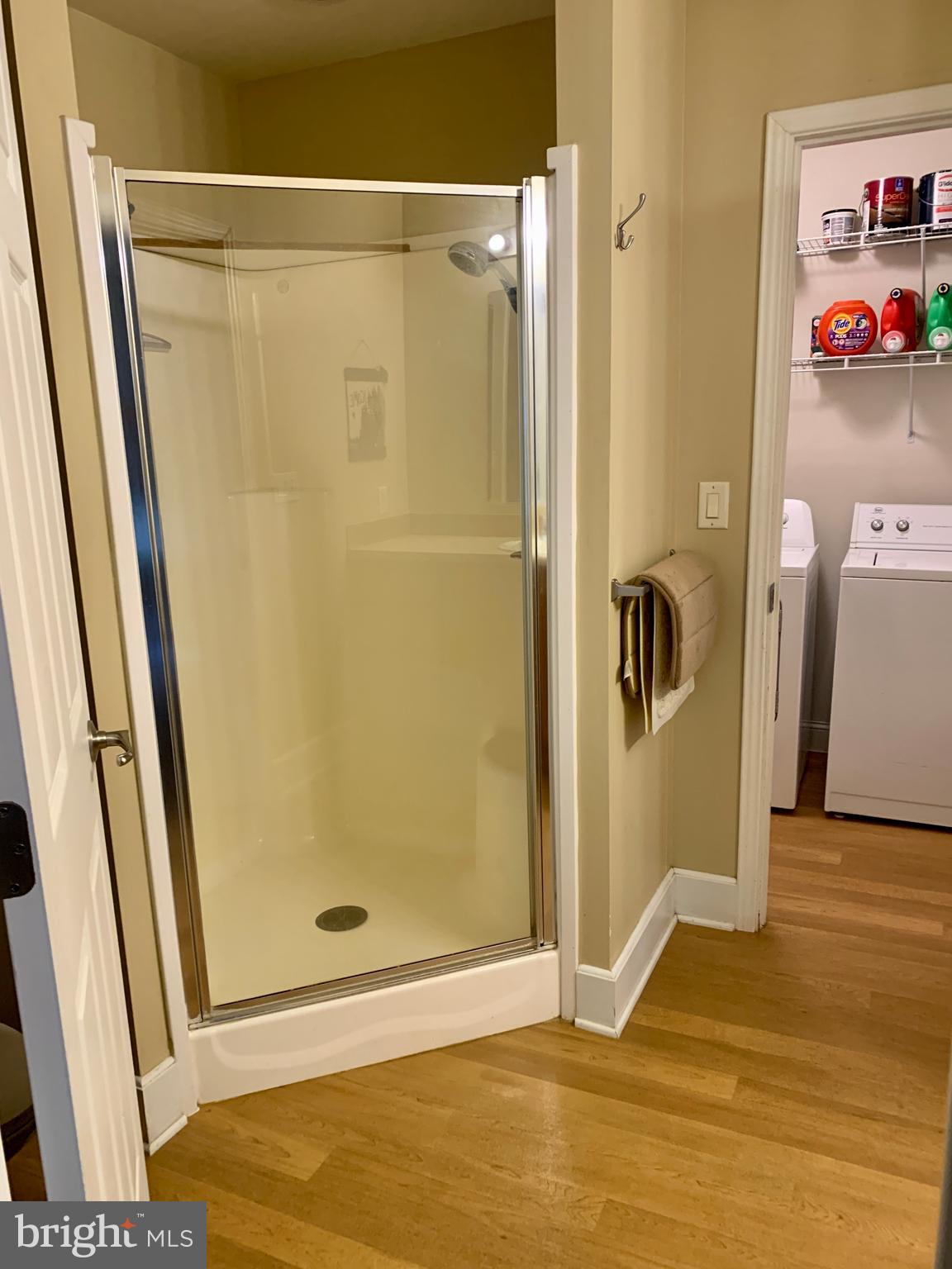 LITTLE MOUNTAIN ESTATES - Residential