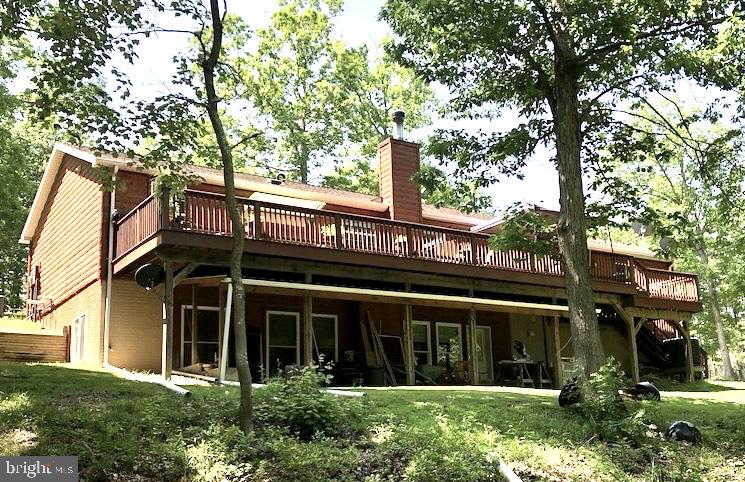 LITTLE MOUNTAIN ESTATES - Residential