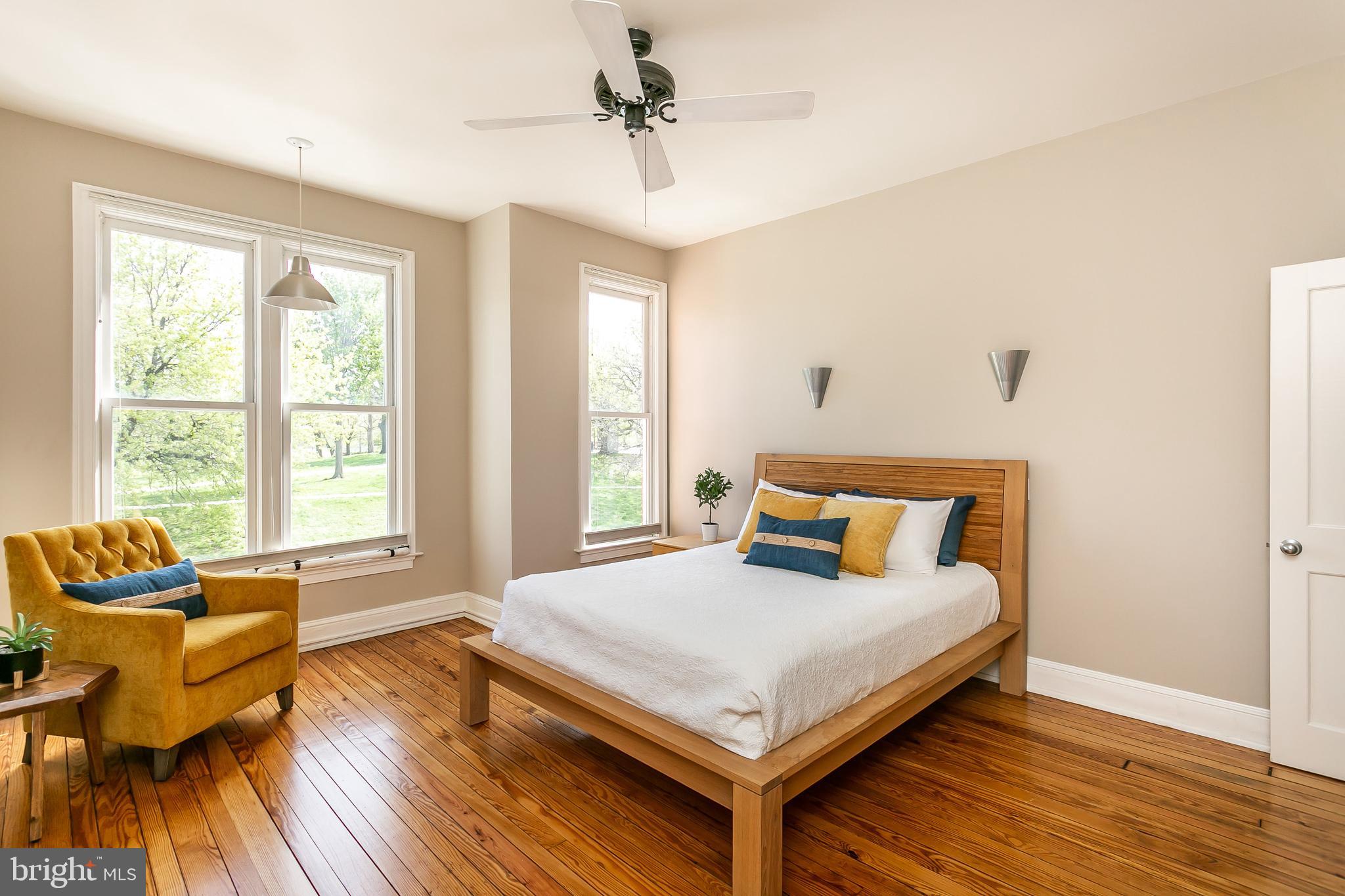 RIVERSIDE - Residential