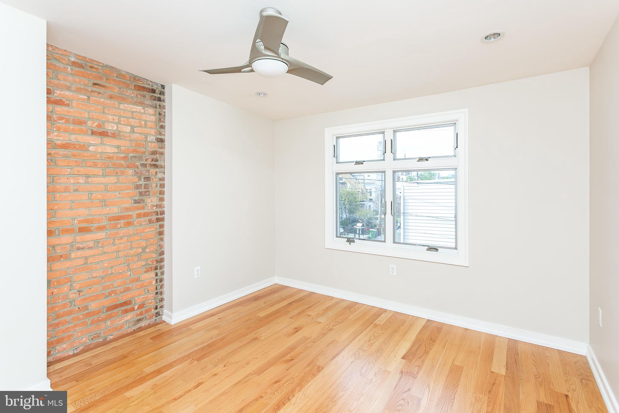 RIVERSIDE - Residential