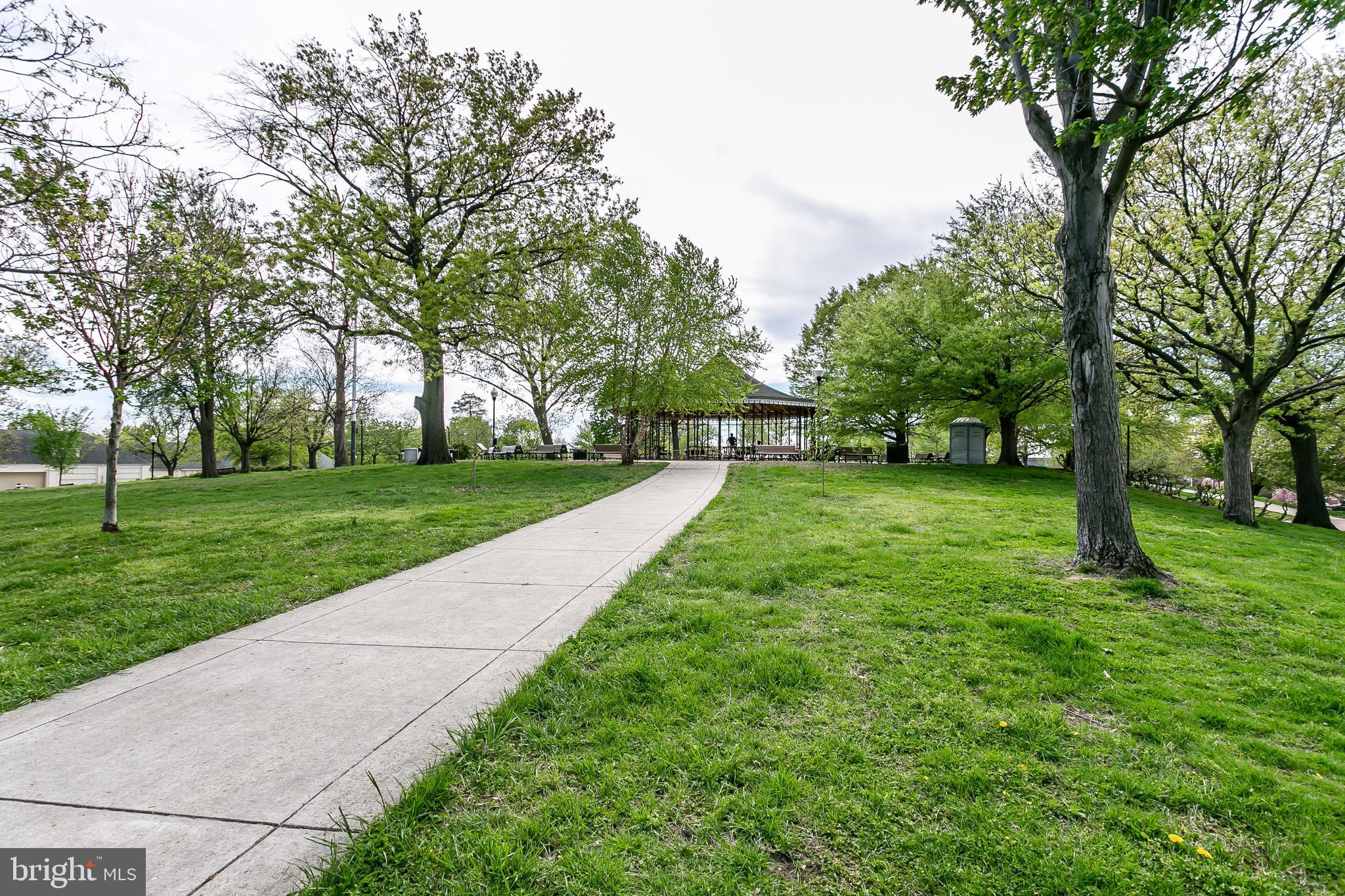 RIVERSIDE - Residential