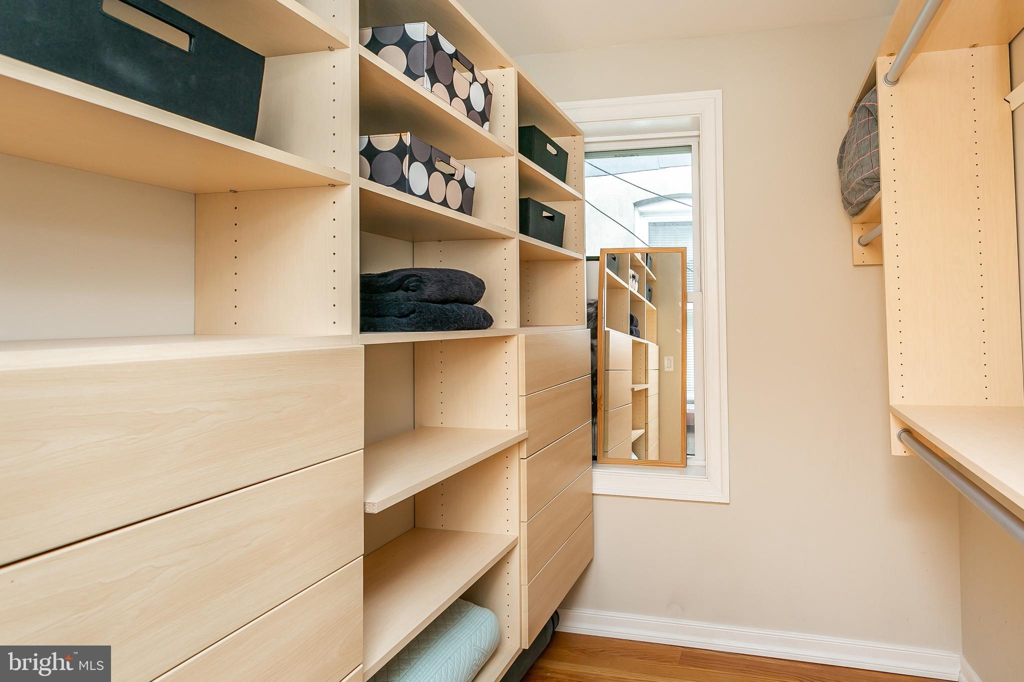 RIVERSIDE - Residential