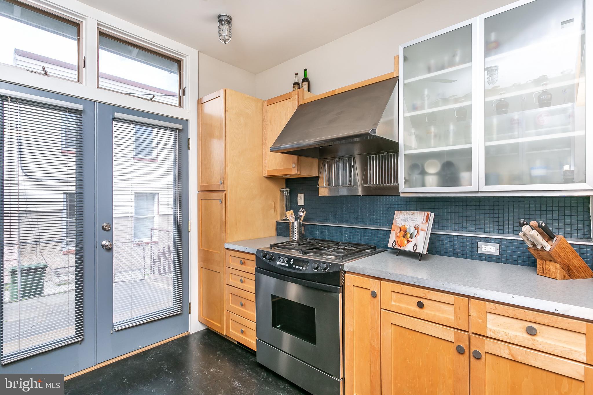 RIVERSIDE - Residential