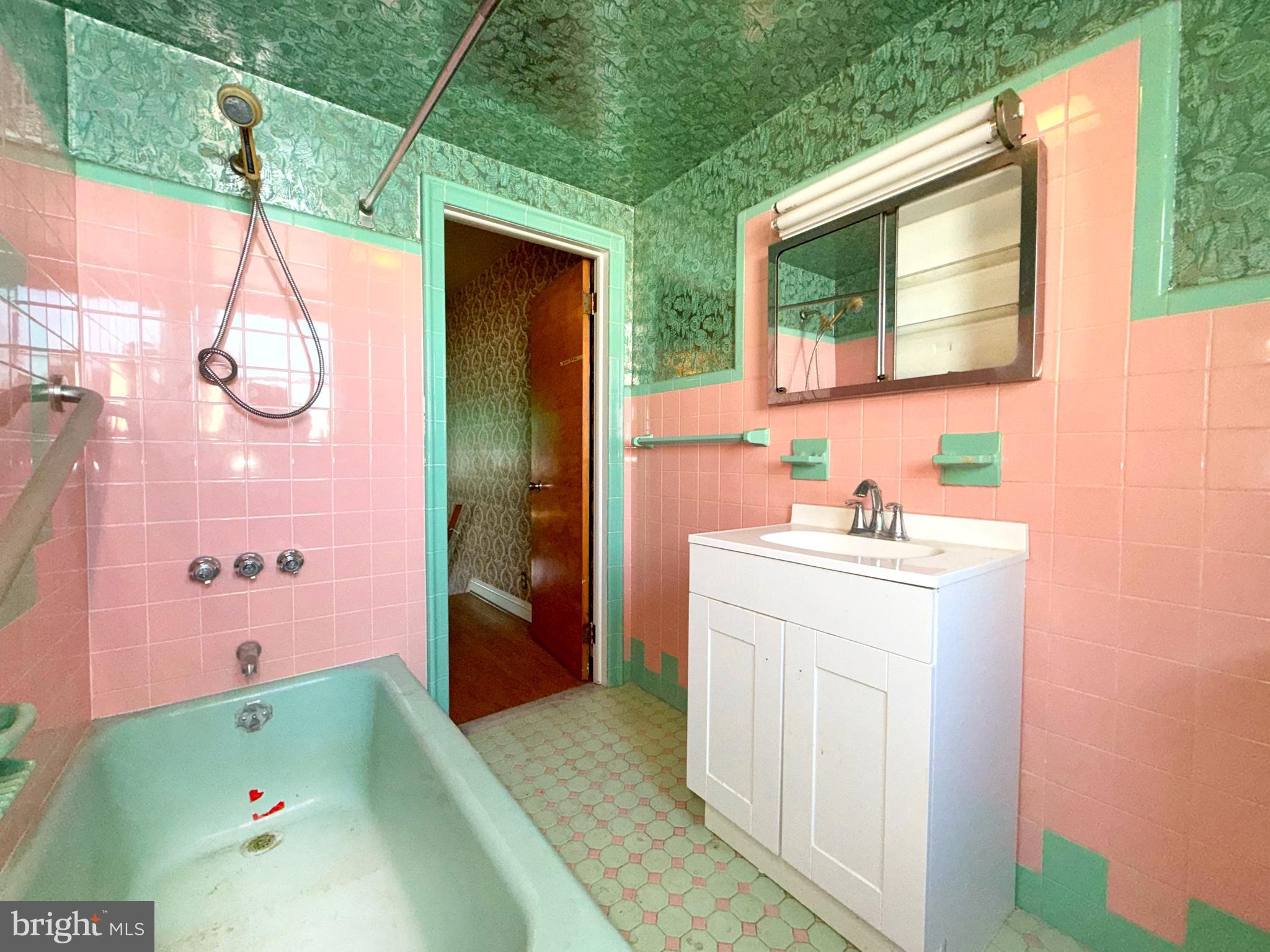 PASSYUNK SQUARE - Residential