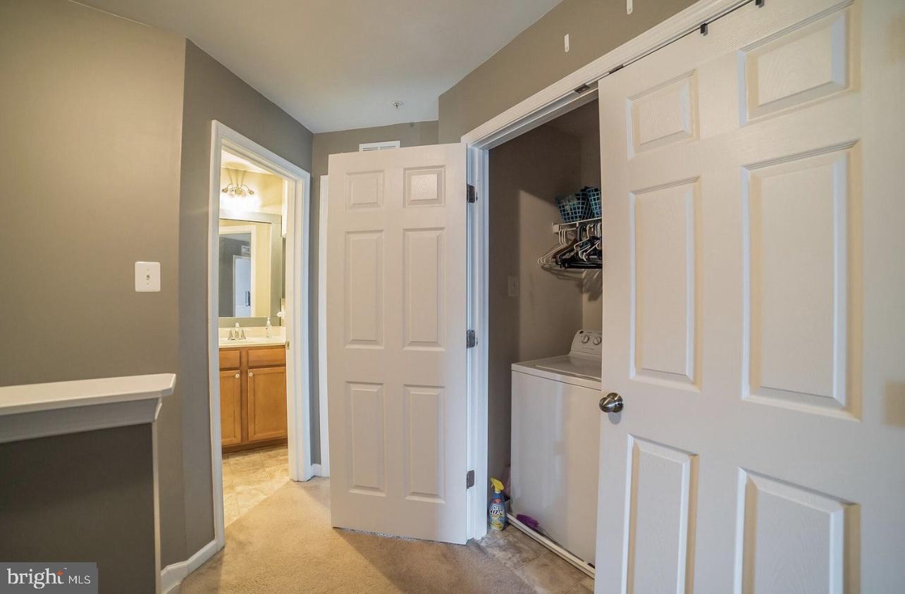 LAKES AT STANSBURY SHORE - Residential Lease