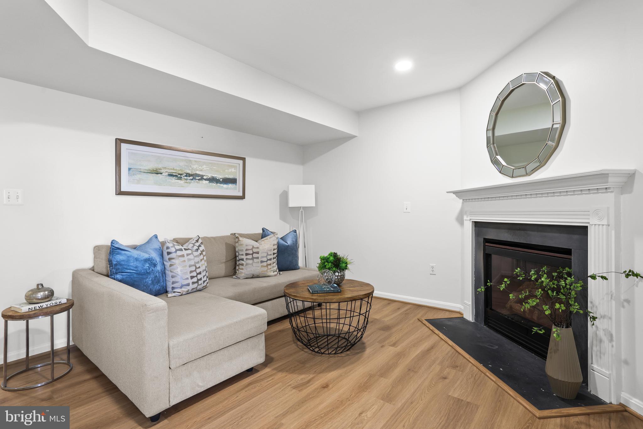 SHEFFIELD MANOR - Residential