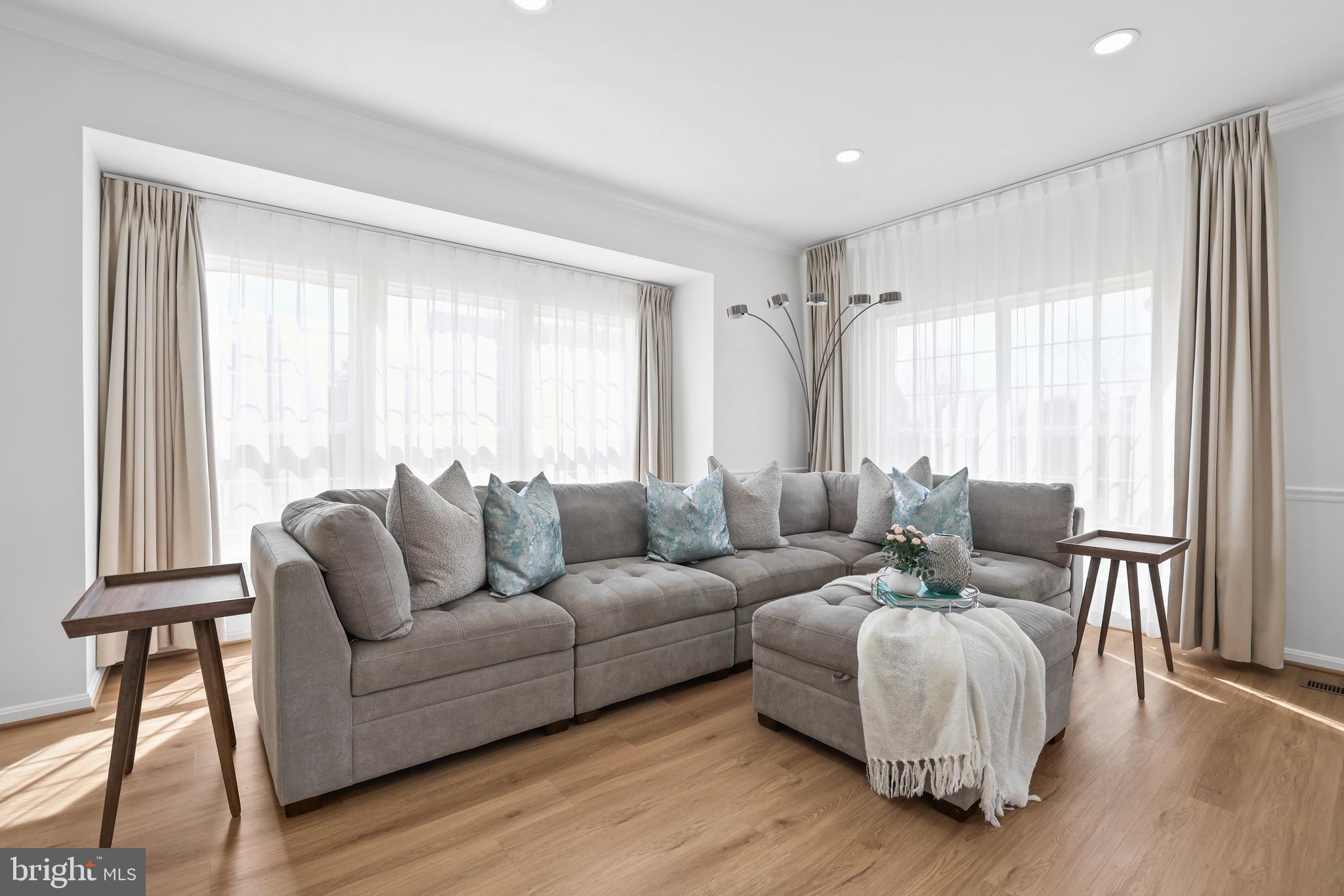 SHEFFIELD MANOR - Residential