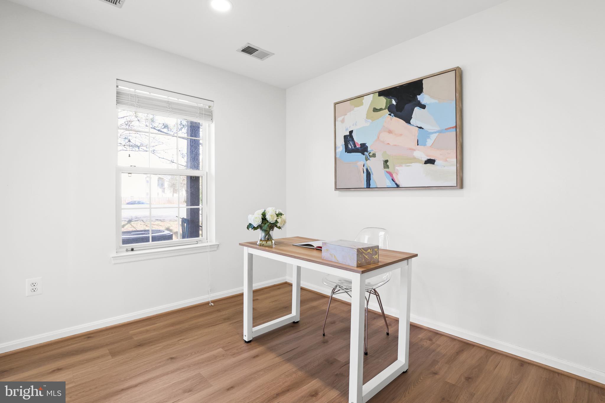 SHEFFIELD MANOR - Residential