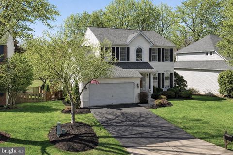 Homes For Sale - 21313 Hidden Pond Place<br/> BROADLANDS, VA 20148