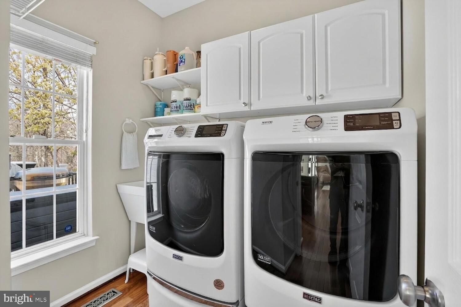 BROADLANDS - Residential