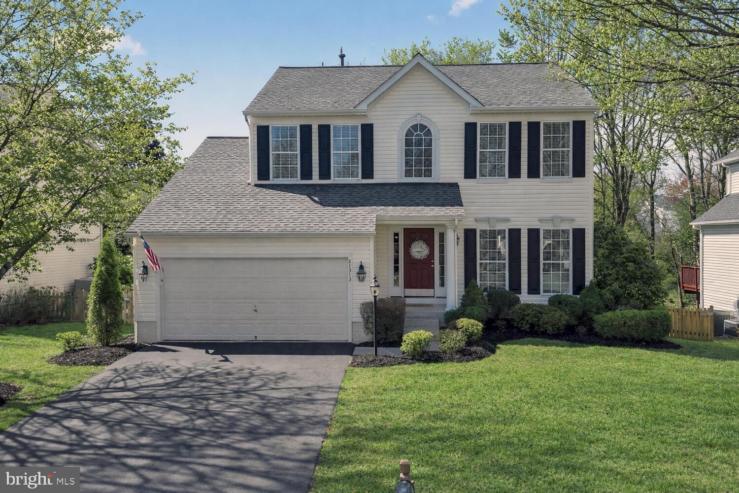 21313 HIDDEN POND PLACE