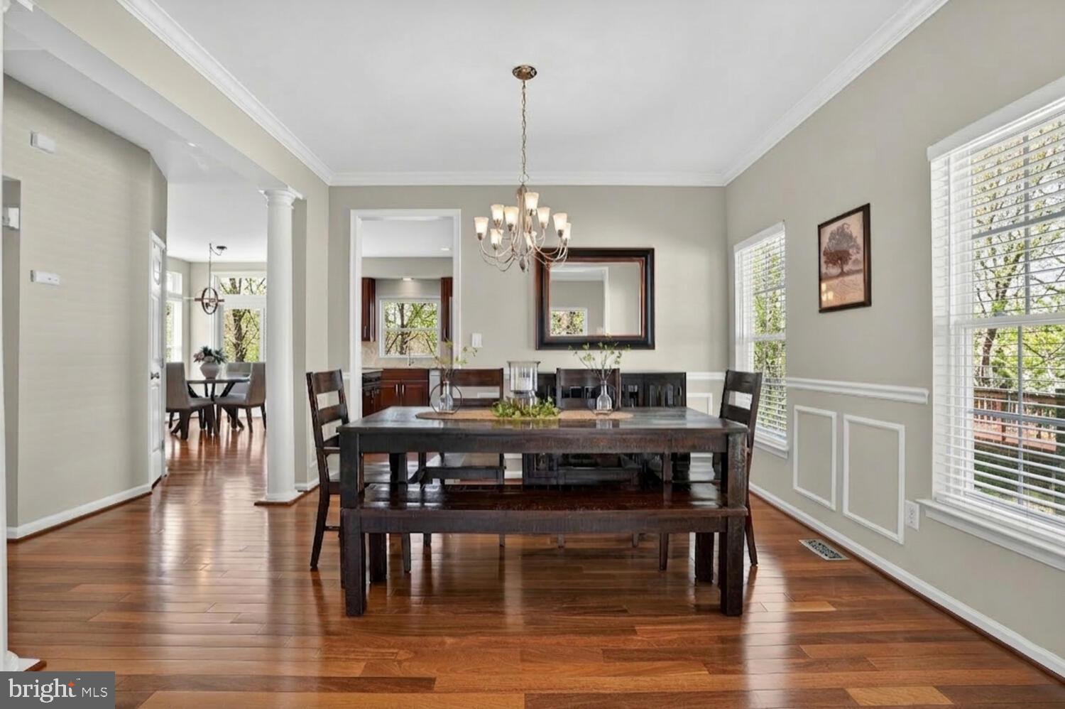 BROADLANDS - Residential