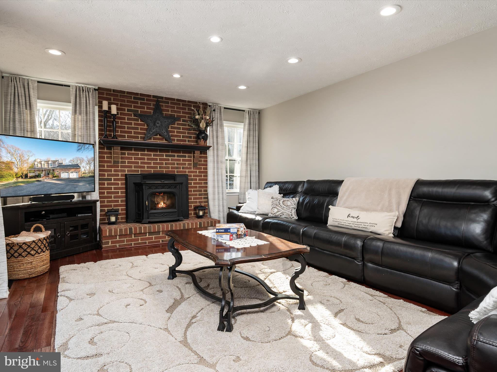 SUMMERFIELD VILLAGE - Residential