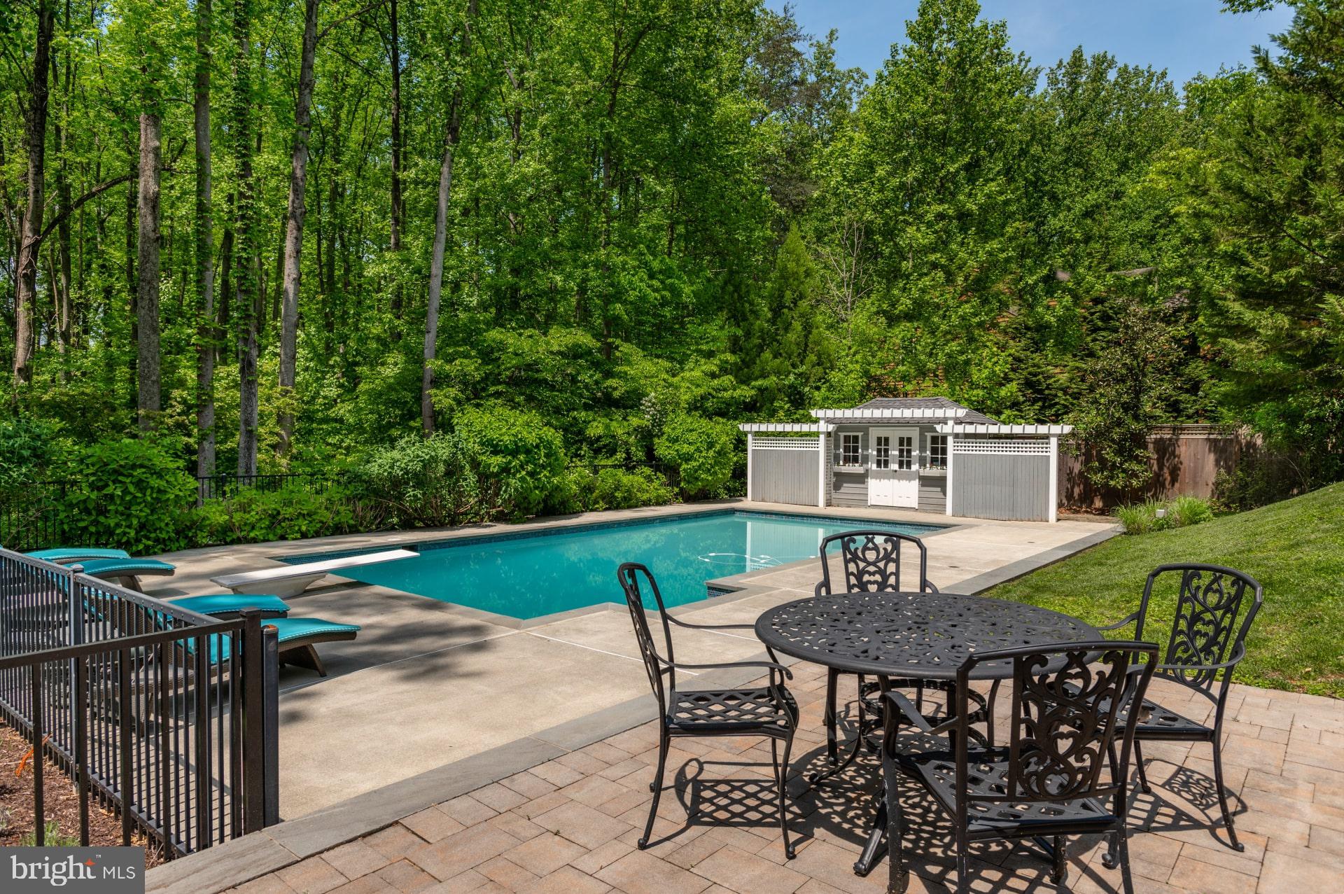 HANNAH HILLS - Residential