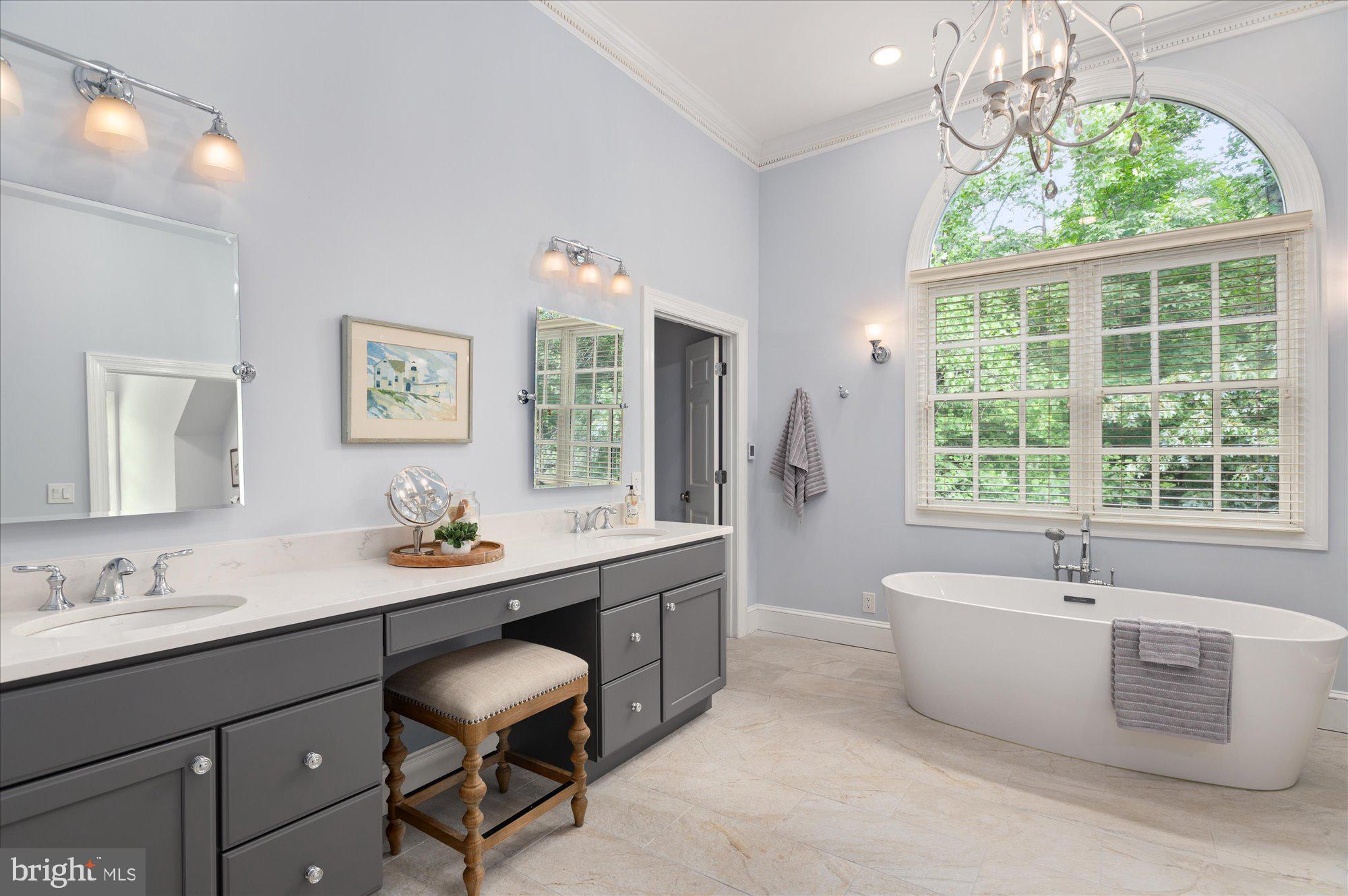 HANNAH HILLS - Residential