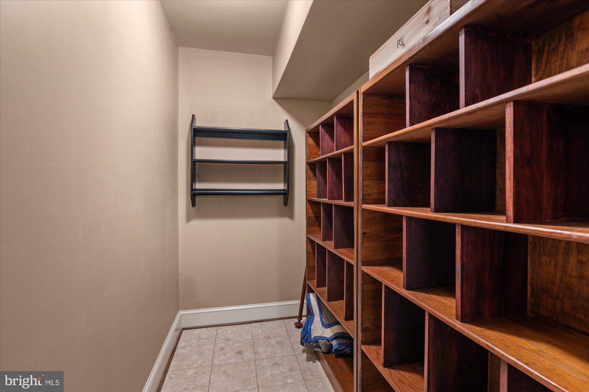 HANNAH HILLS - Residential