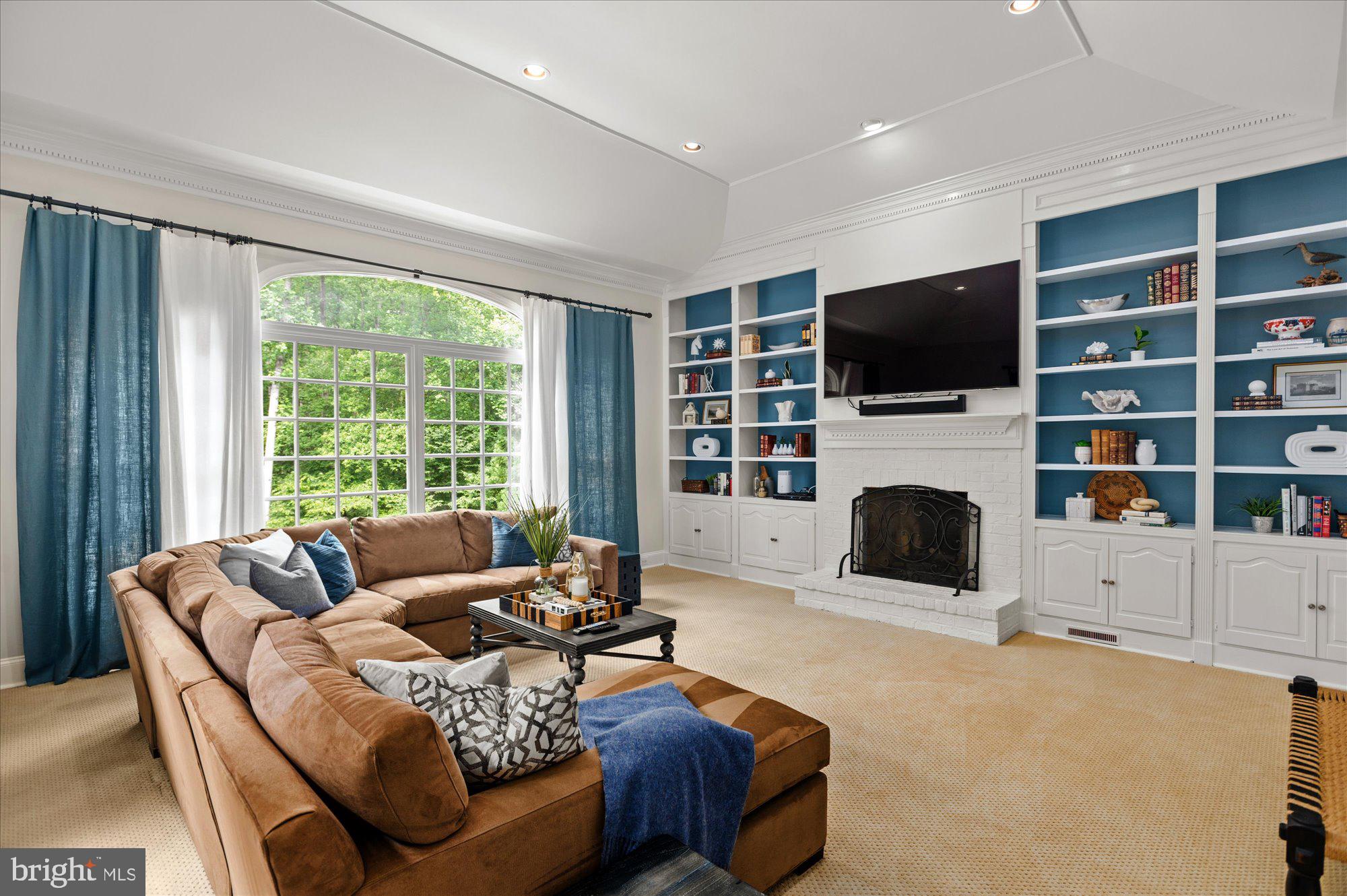 HANNAH HILLS - Residential