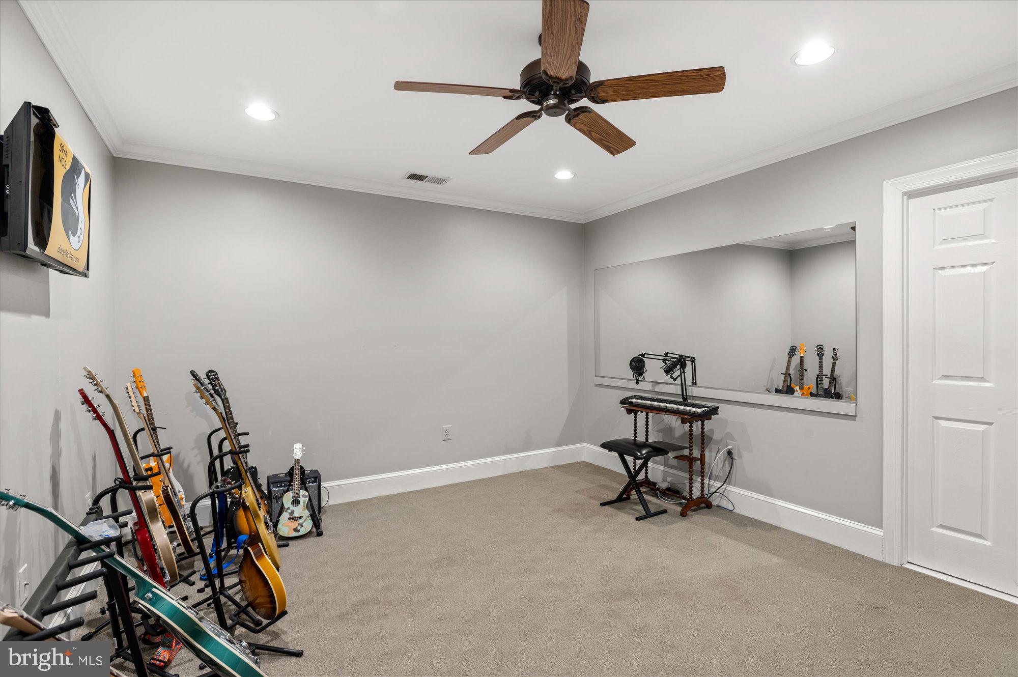 HANNAH HILLS - Residential