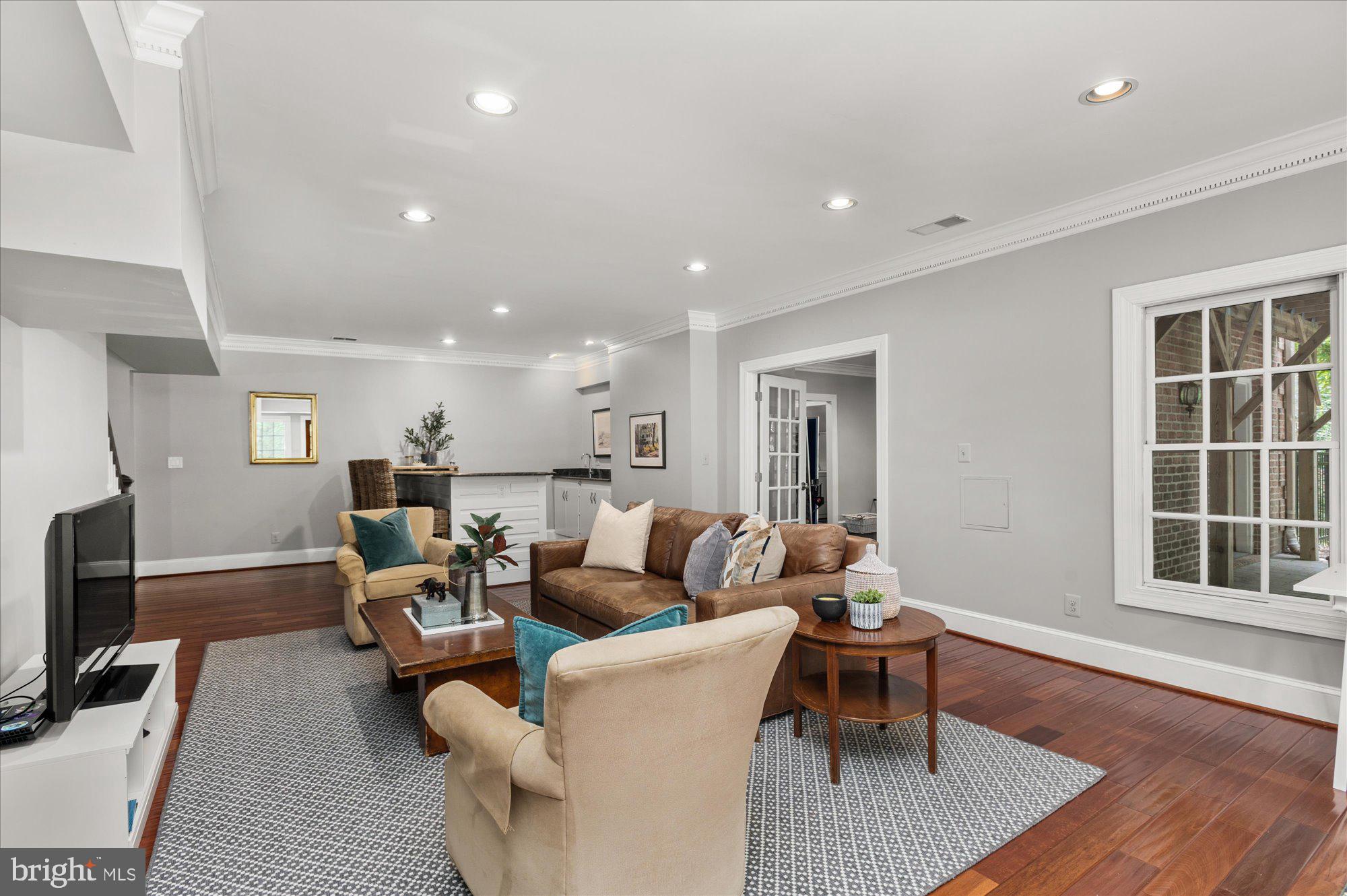 HANNAH HILLS - Residential