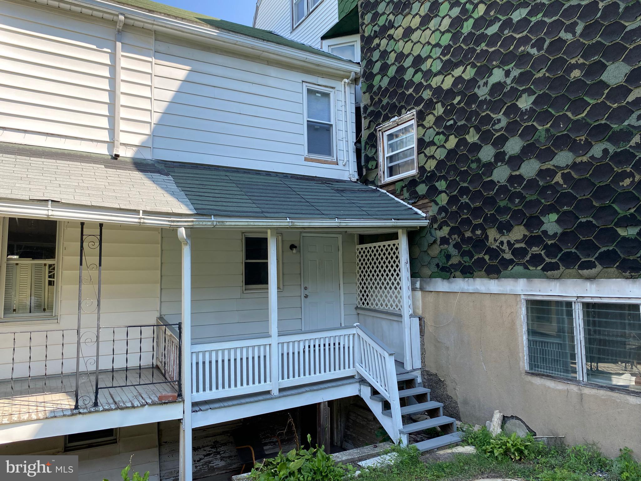 MOUNT CARMEL - Residential