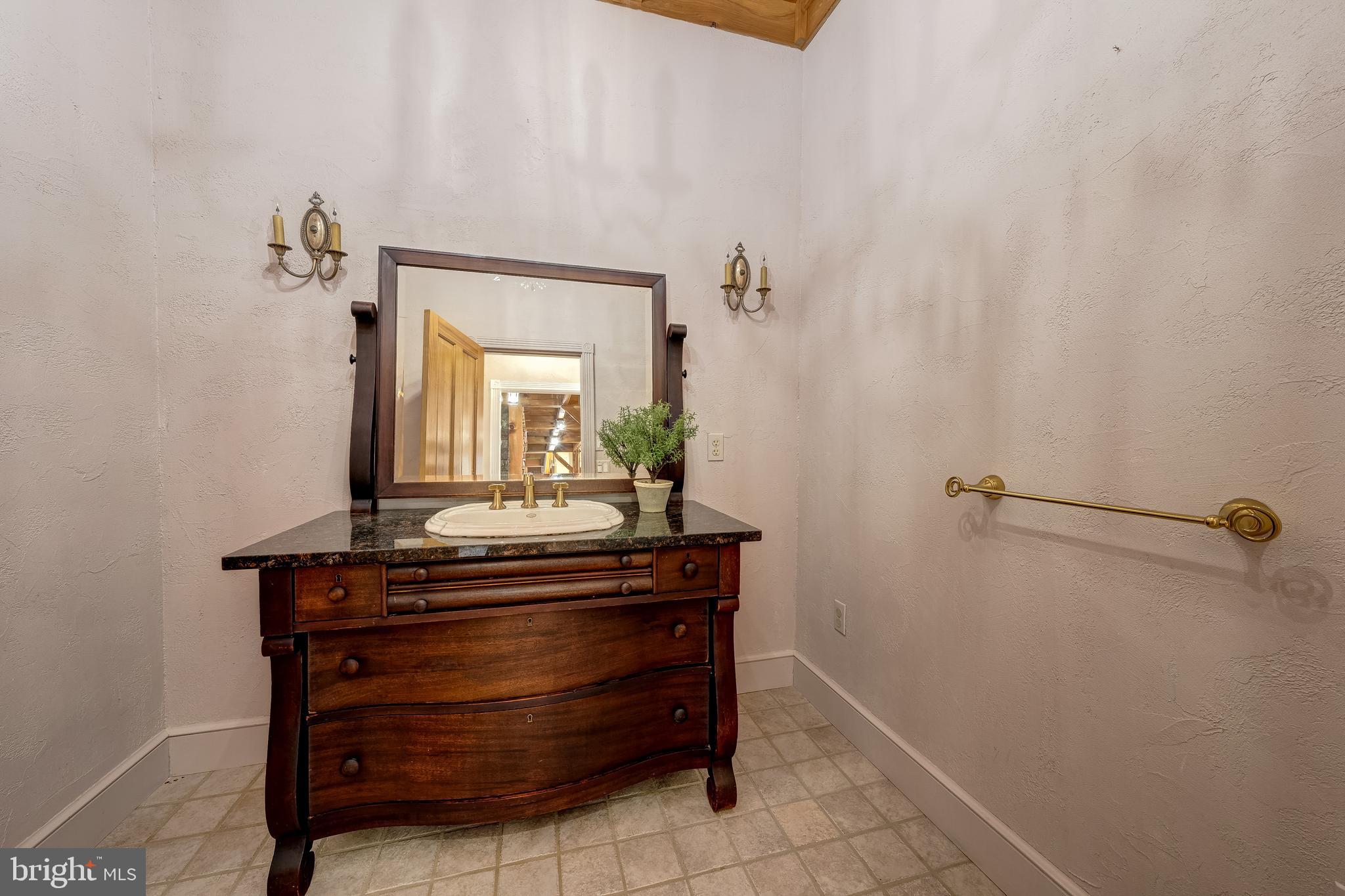 TALLY HO FARM - Residential