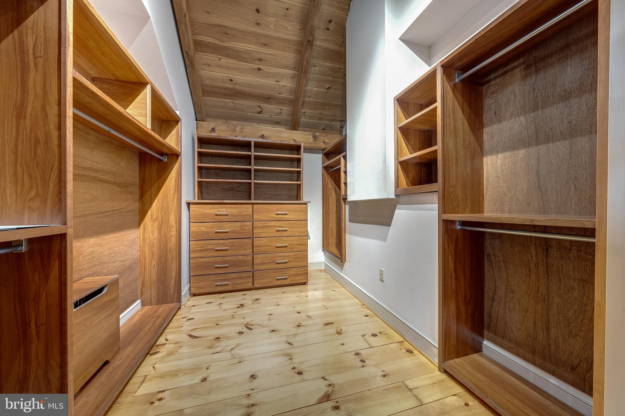 TALLY HO FARM - Residential