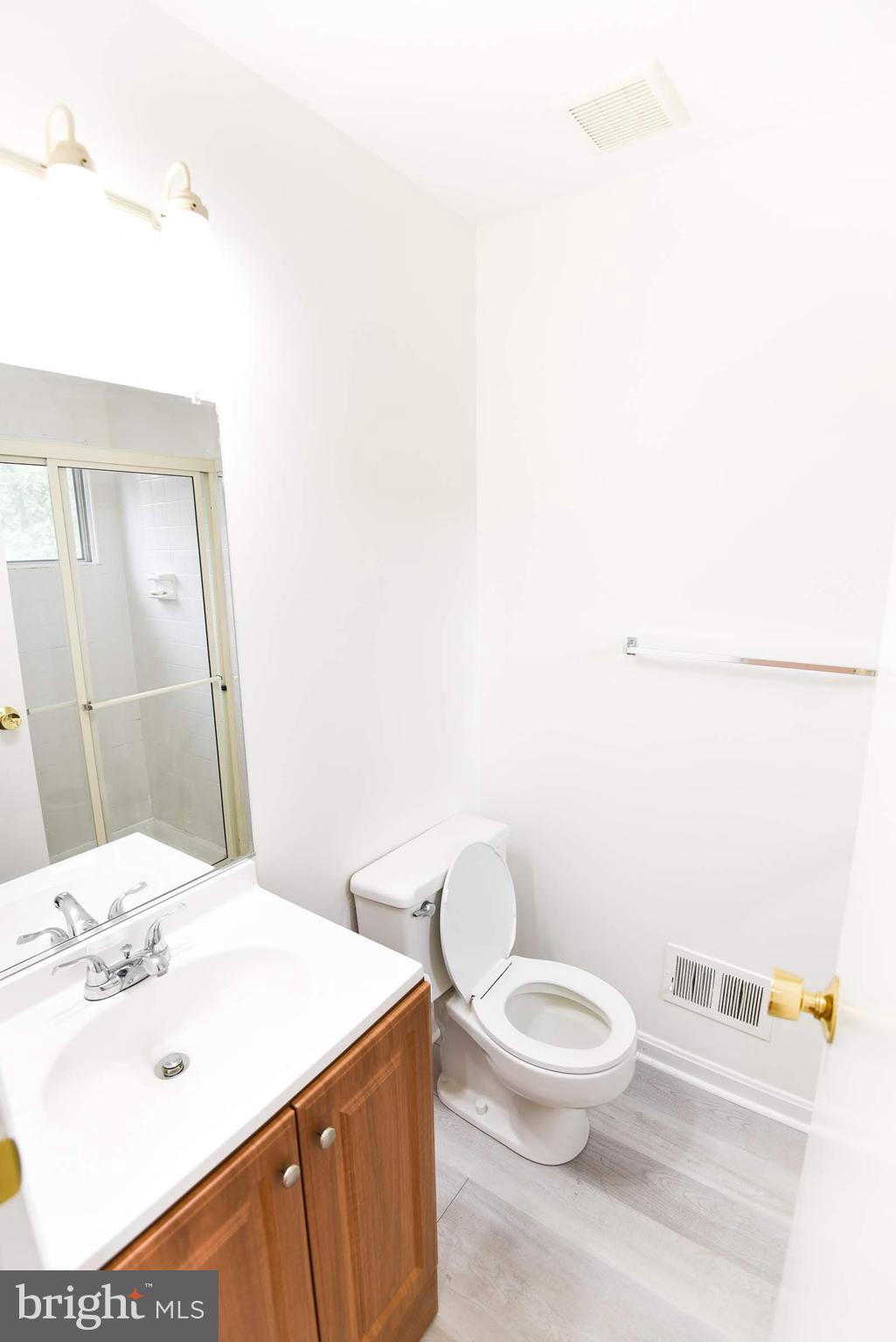 BROOKFIELD - Residential