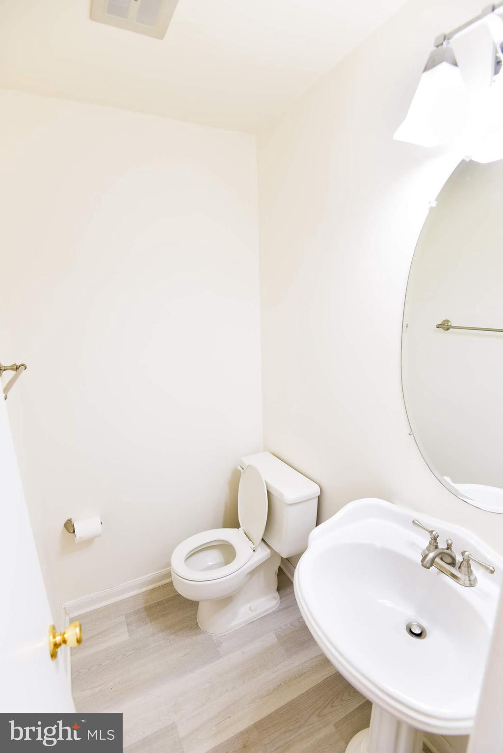 BROOKFIELD - Residential